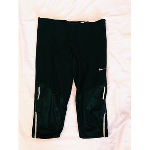 Nike 3/4 length leggings